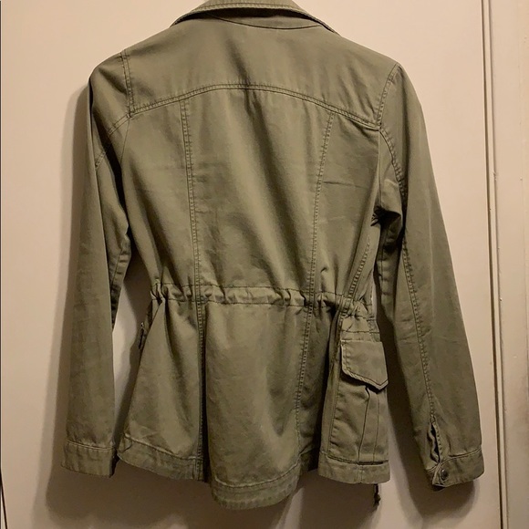 H&M Jacket $ - Picture 2 of 3